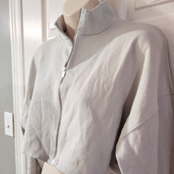 ZARA Crop Zipper Top Large - Picture 5 of 8
